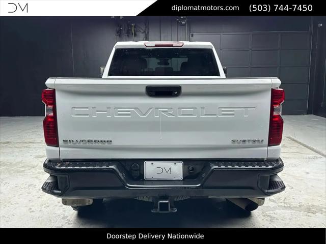 2024 Chevrolet Silverado 2500HD 4WD Crew Cab Standard Bed Custom