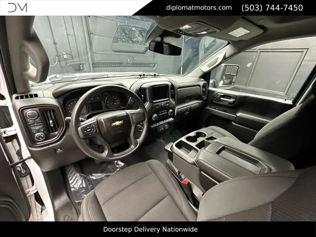2024 Chevrolet Silverado 2500HD 4WD Crew Cab Standard Bed Custom