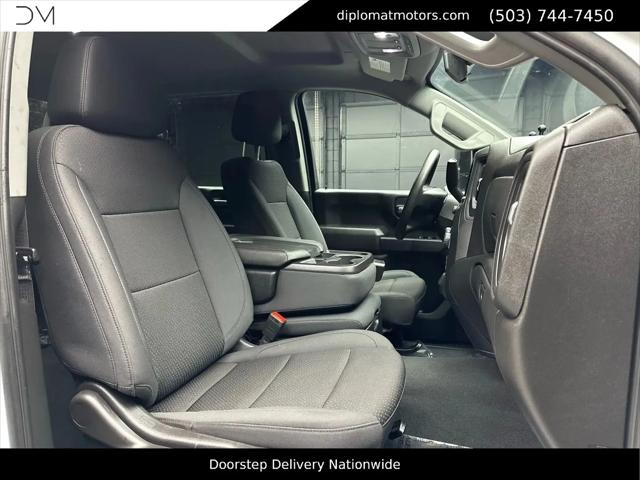 2024 Chevrolet Silverado 2500HD 4WD Crew Cab Standard Bed Custom