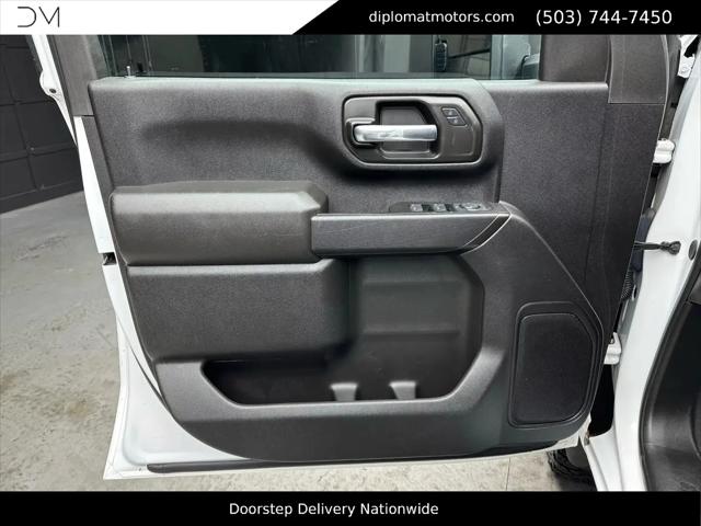 2024 Chevrolet Silverado 2500HD 4WD Crew Cab Standard Bed Custom