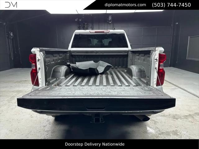 2024 Chevrolet Silverado 2500HD 4WD Crew Cab Standard Bed Custom
