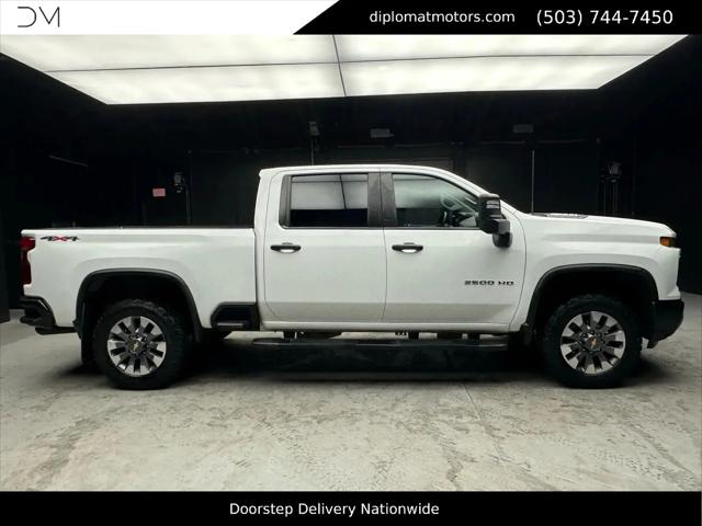 2024 Chevrolet Silverado 2500HD 4WD Crew Cab Standard Bed Custom