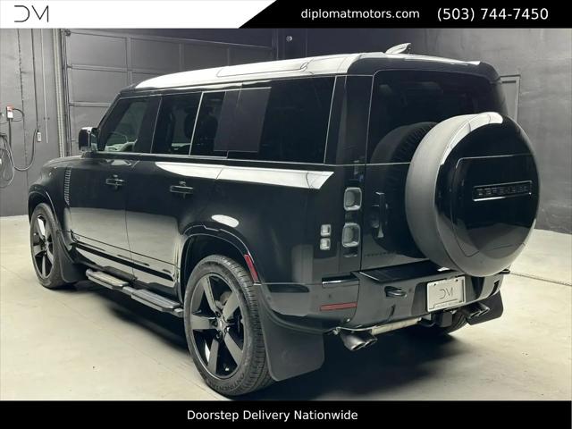 2025 Land Rover Defender 110 P525 V8