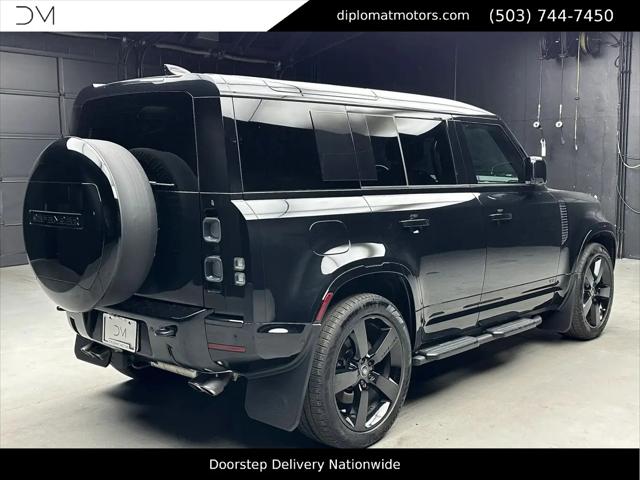 2025 Land Rover Defender 110 P525 V8