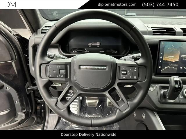 2025 Land Rover Defender 110 P525 V8
