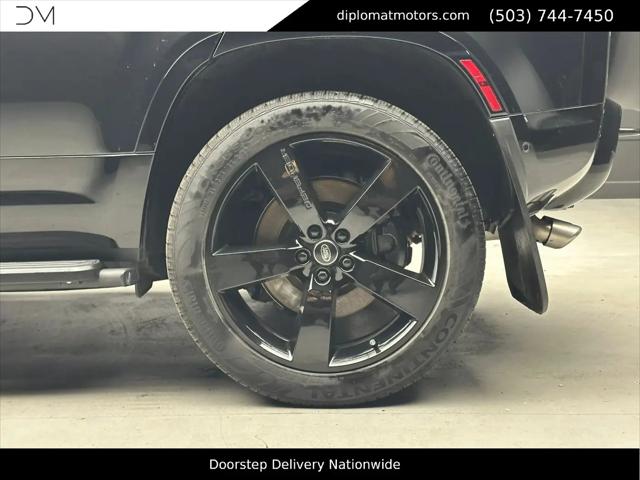 2025 Land Rover Defender 110 P525 V8