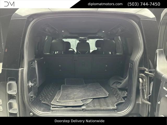 2025 Land Rover Defender 110 P525 V8