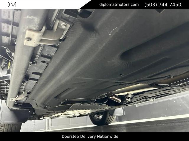 2025 Land Rover Defender 110 P525 V8
