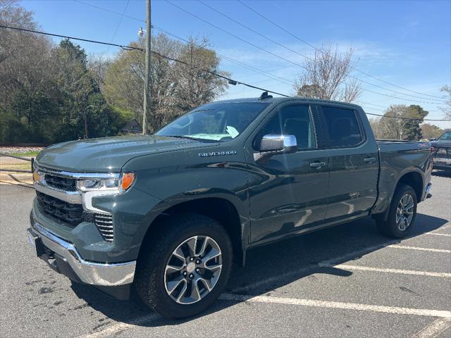 2026 Chevrolet Silverado 1500 4WD Crew Cab Standard Bed LT
