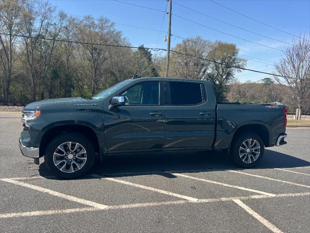 2026 Chevrolet Silverado 1500 4WD Crew Cab Standard Bed LT