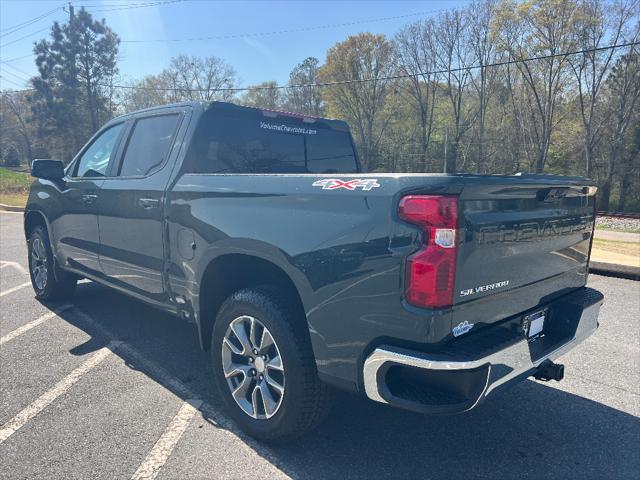 2026 Chevrolet Silverado 1500 4WD Crew Cab Standard Bed LT