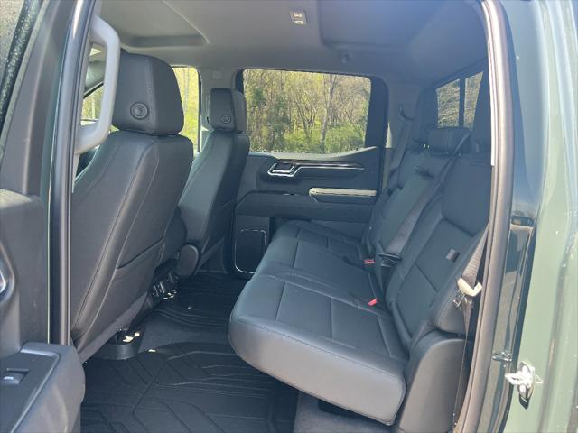 2026 Chevrolet Silverado 1500 4WD Crew Cab Standard Bed LT