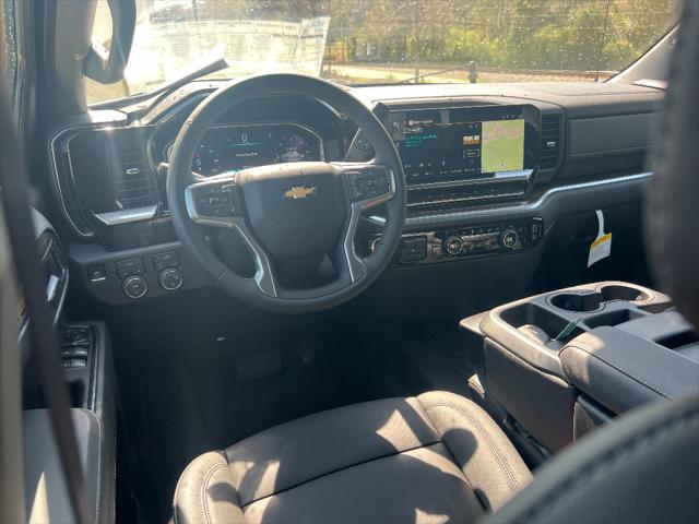 2026 Chevrolet Silverado 1500 4WD Crew Cab Standard Bed LT