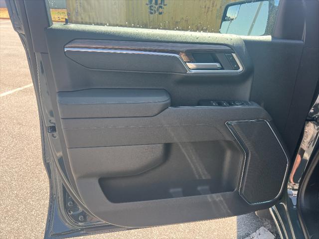 2026 Chevrolet Silverado 1500 4WD Crew Cab Standard Bed LT