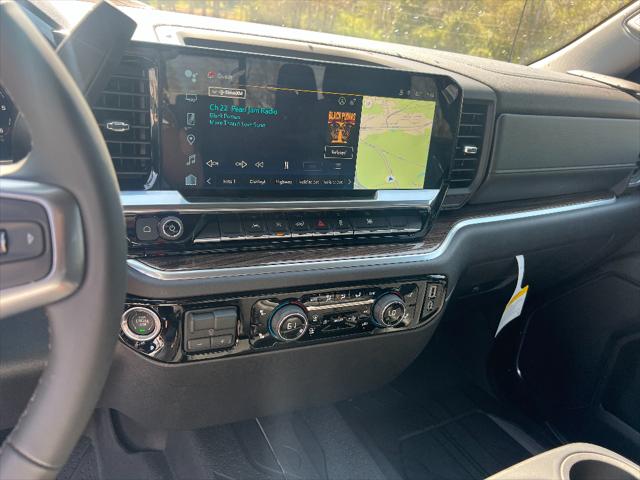 2026 Chevrolet Silverado 1500 4WD Crew Cab Standard Bed LT