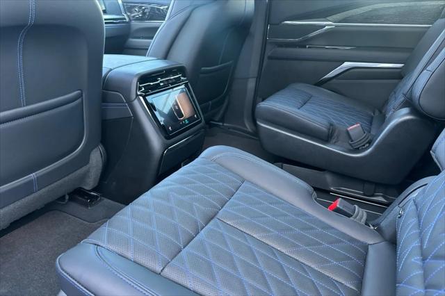 2026 Cadillac Escalade IQL Luxury AWD