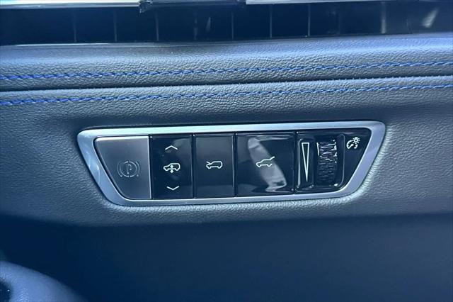 2026 Cadillac Escalade IQL Luxury AWD