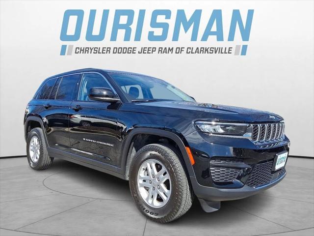 2023 Jeep Grand Cherokee Laredo 4x4