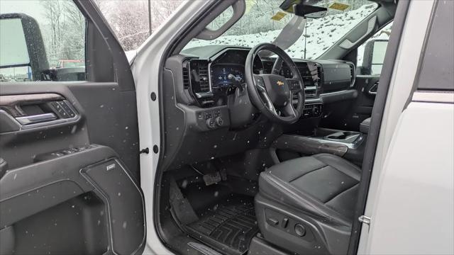 2024 Chevrolet Silverado 2500HD 4WD Crew Cab Standard Bed LTZ