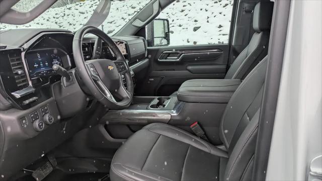 2024 Chevrolet Silverado 2500HD 4WD Crew Cab Standard Bed LTZ