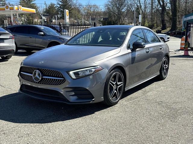 2022 Mercedes-Benz A 220 4MATIC