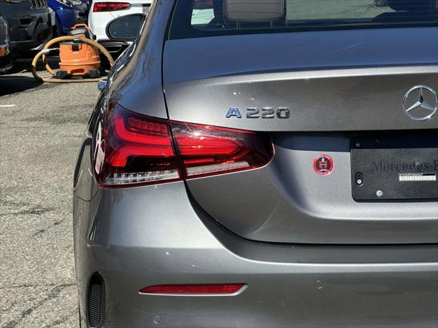 2022 Mercedes-Benz A 220 4MATIC