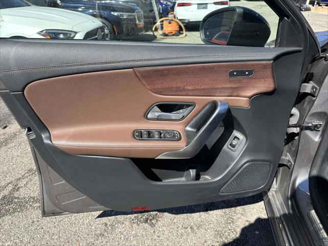 2022 Mercedes-Benz A 220 4MATIC