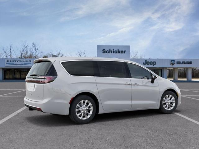 2026 Chrysler Pacifica Limited AWD