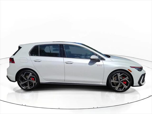2026 Volkswagen Golf GTI SE