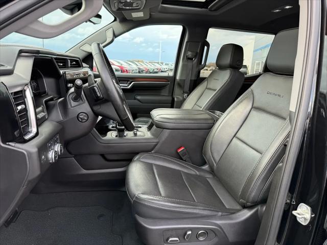 2025 GMC Sierra 1500 4WD Crew Cab Standard Box Denali