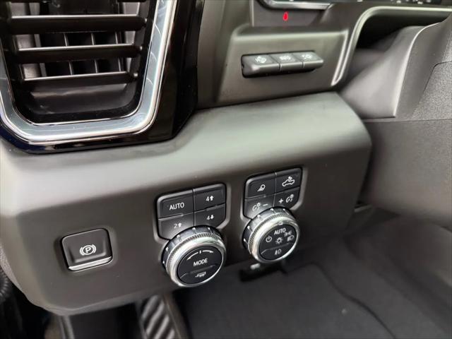 2025 GMC Sierra 1500 4WD Crew Cab Standard Box Denali