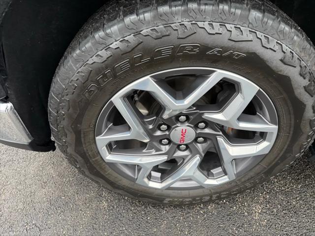2024 GMC Sierra 1500 4WD Crew Cab Short Box SLT