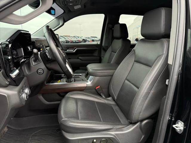 2024 GMC Sierra 1500 4WD Crew Cab Short Box SLT