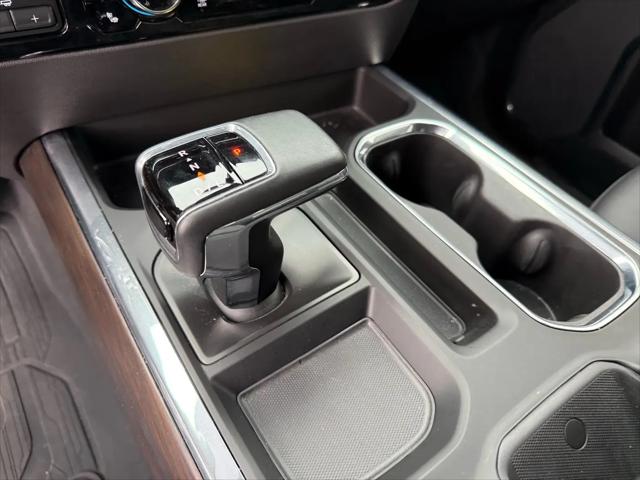 2024 GMC Sierra 1500 4WD Crew Cab Short Box SLT