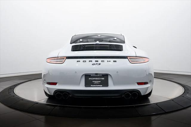 2015 Porsche 911 Carrera GTS