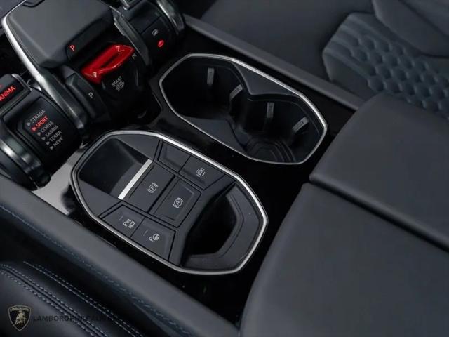 2025 Lamborghini Urus SE