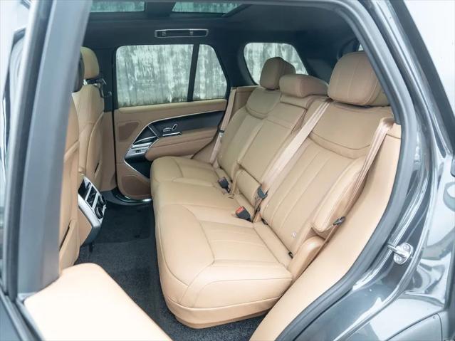 2026 Land Rover Range Rover P400 SE