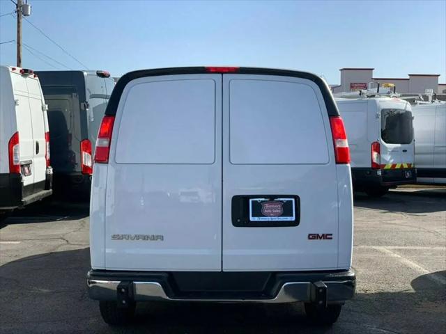 2022 GMC Savana Cargo RWD 2500 Regular Wheelbase Work Van