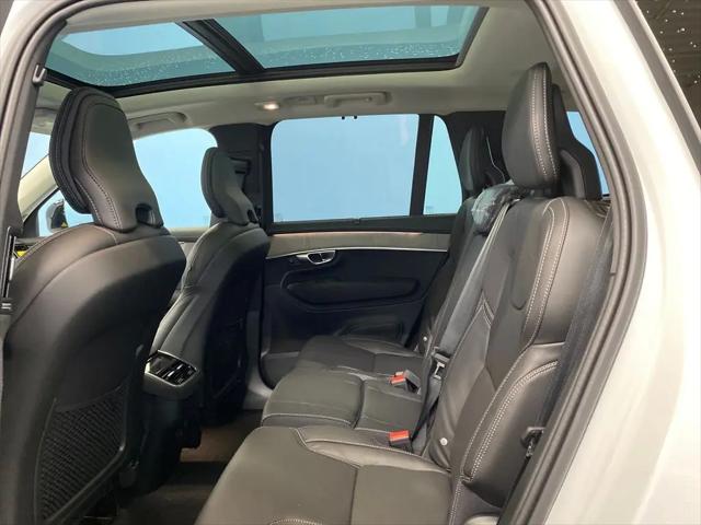 2026 Volvo XC90 Ultra Dark Theme, B6 AWD Gas (mild hybrid), Gasoline, 7 Seats