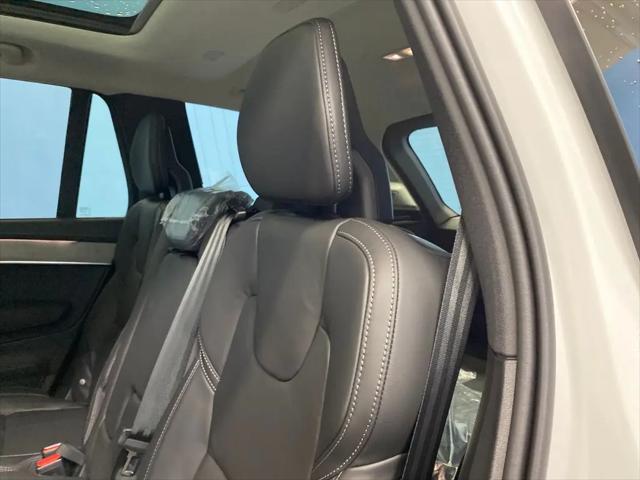 2026 Volvo XC90 Ultra Dark Theme, B6 AWD Gas (mild hybrid), Gasoline, 7 Seats