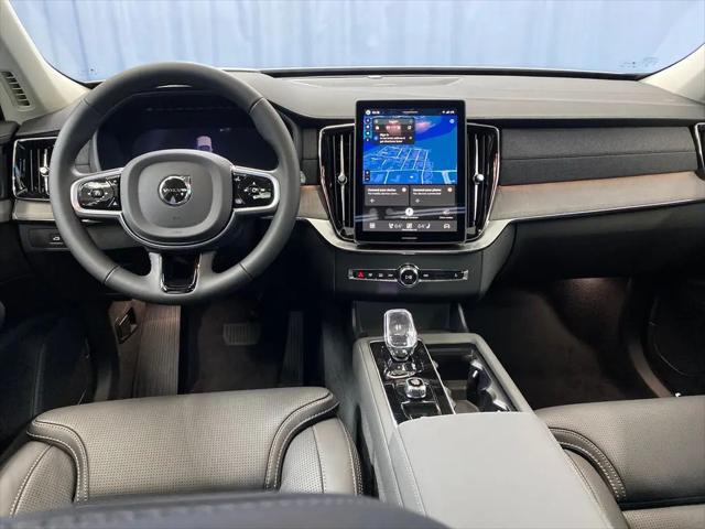 2026 Volvo XC90 Ultra Dark Theme, B6 AWD Gas (mild hybrid), Gasoline, 7 Seats