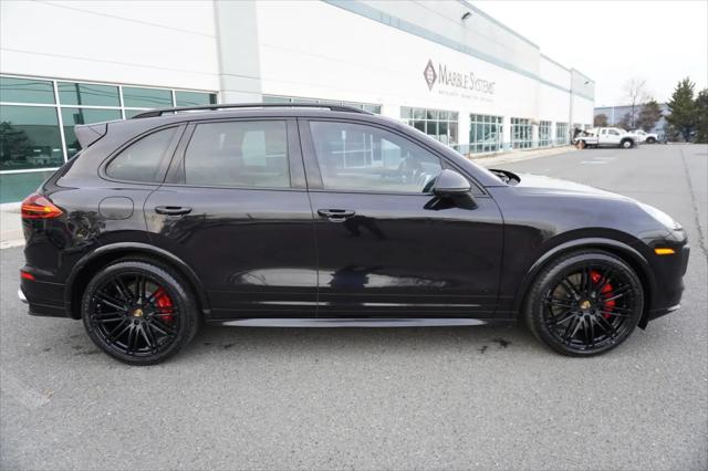 2016 Porsche Cayenne Turbo