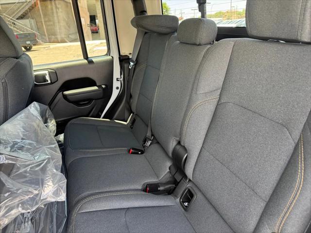 2026 Jeep Gladiator Sport S