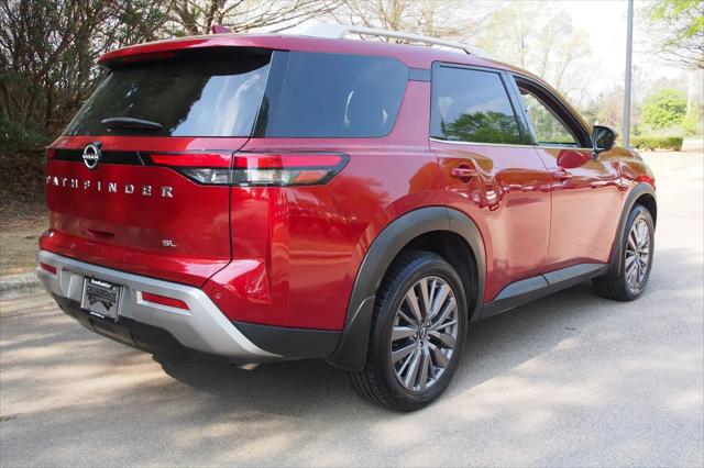 2024 Nissan Pathfinder SL FWD