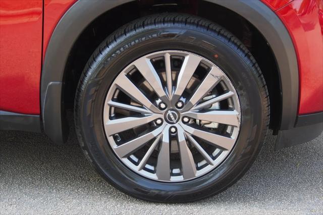 2024 Nissan Pathfinder SL FWD