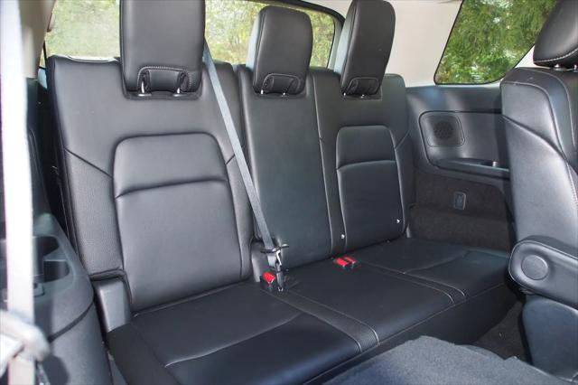2024 Nissan Pathfinder SL FWD