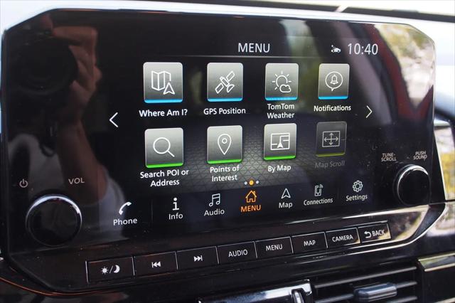 2024 Nissan Pathfinder SL FWD