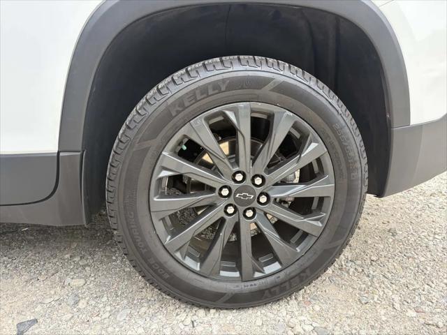 2023 Chevrolet Traverse FWD RS