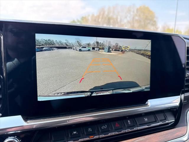 2025 GMC Sierra 1500 4WD Crew Cab Short Box SLT