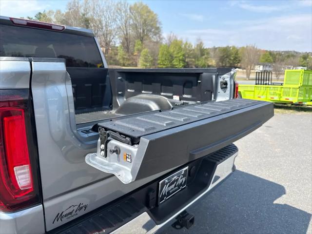2025 GMC Sierra 1500 4WD Crew Cab Short Box SLT